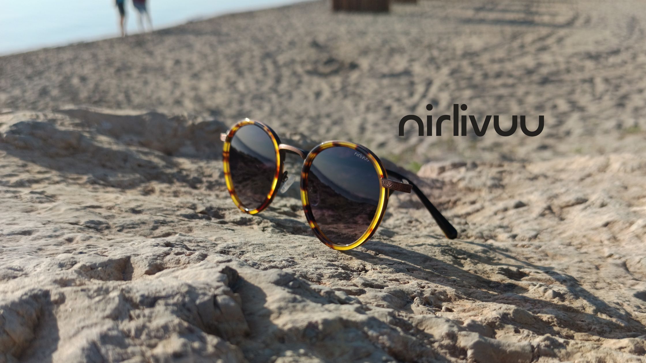 Gafas modernas de sol